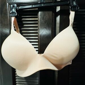 Seamless Cream Bra
